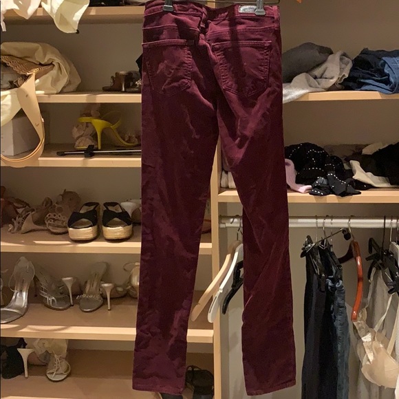 Jean - Picture 3 of 5